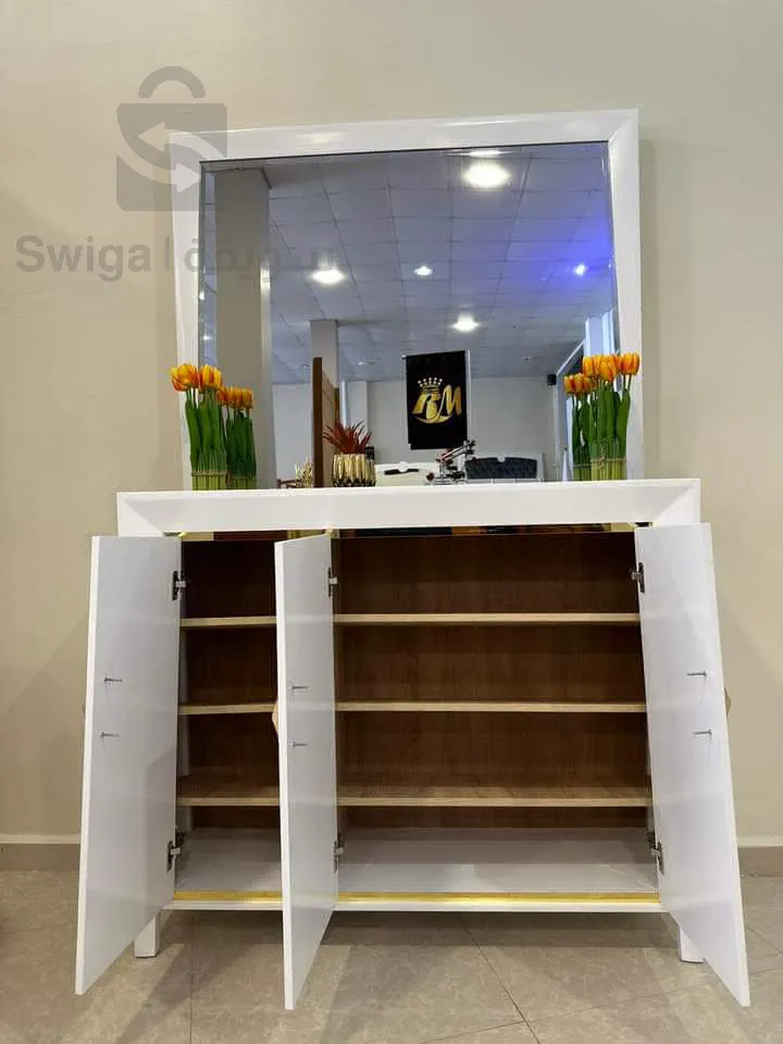 خزانة الأحذية