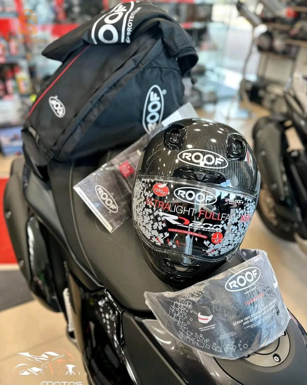 CASQUE ROOF R0200
