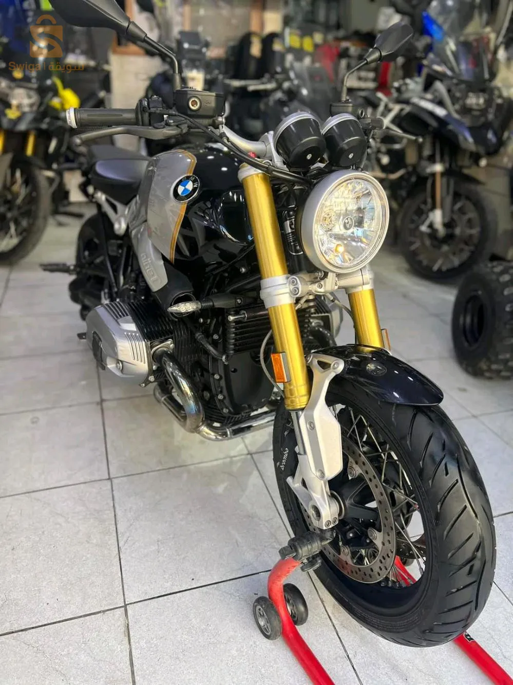 BMW R nineT
