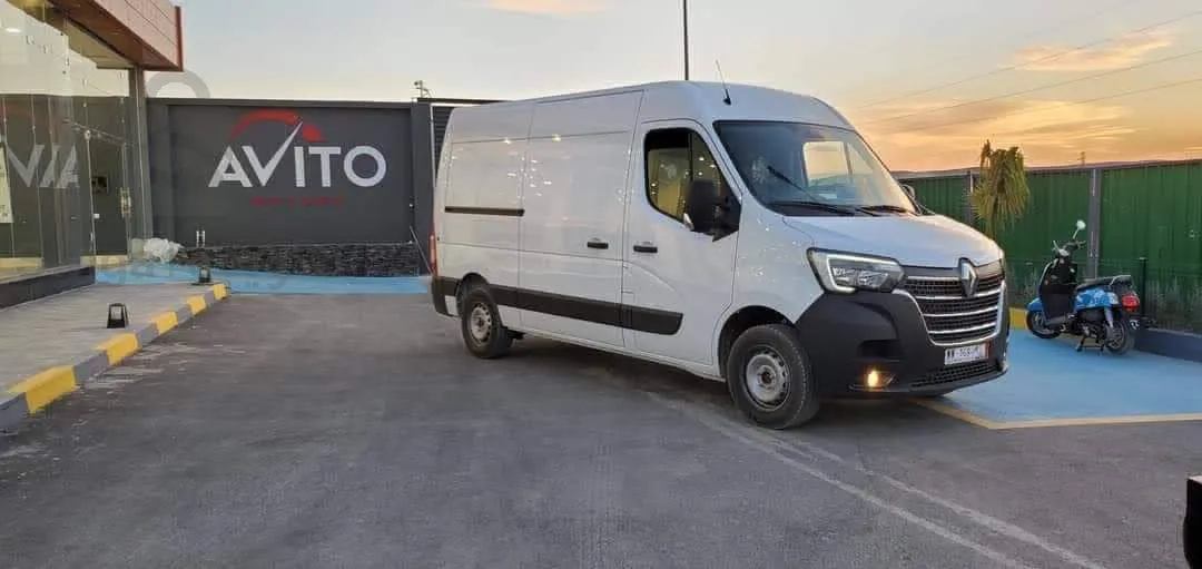 Renault Master 2023 L3H2