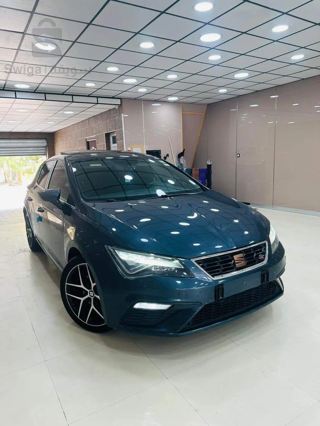 SEAT      LEON     F R