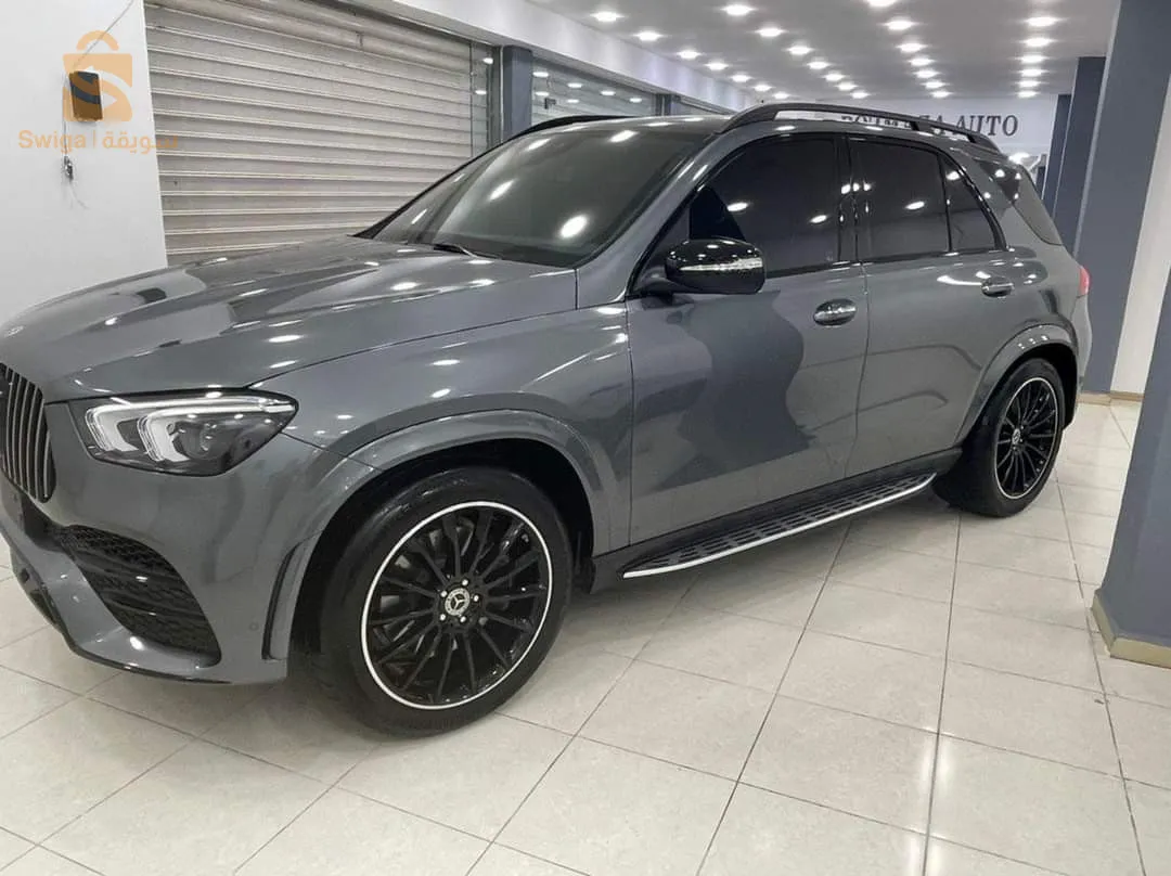 MERCEDES GLE 300d