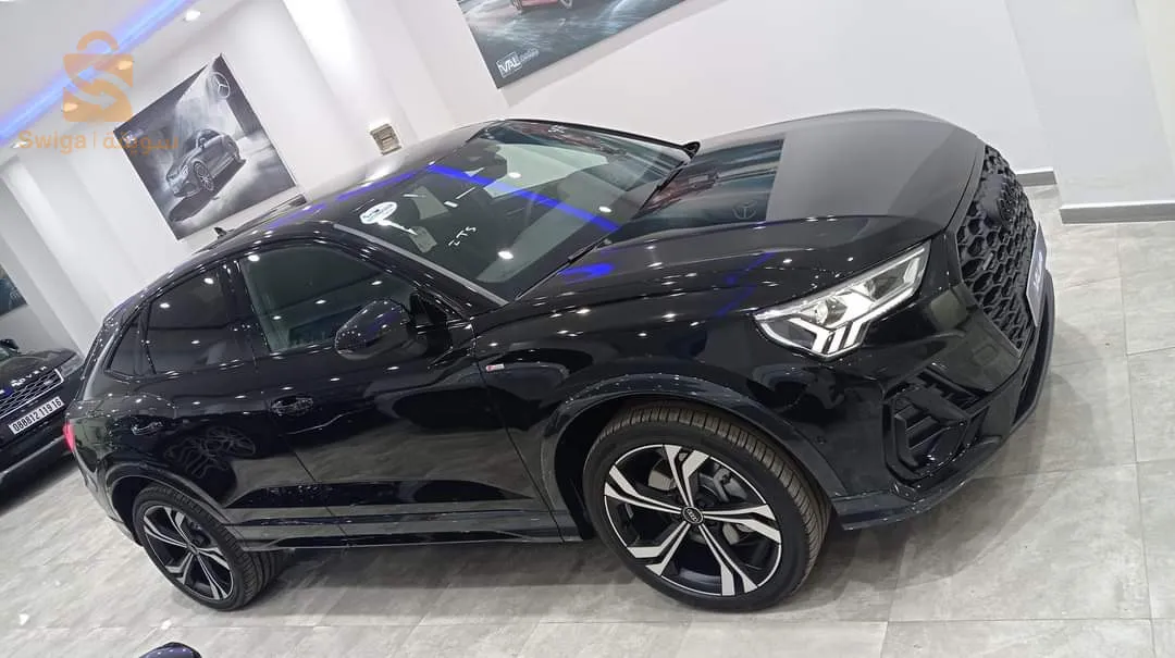 AUDI Q3 BLACK ÉDITION