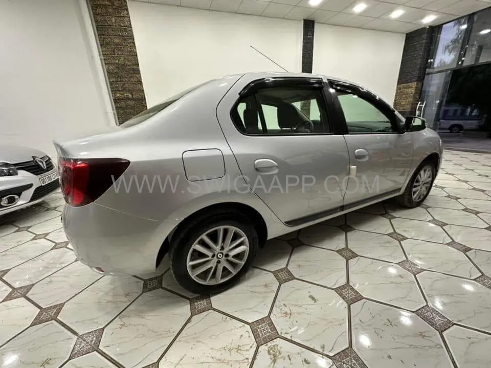 Renault symbol ess 1.6 MPI 100ch +GPL