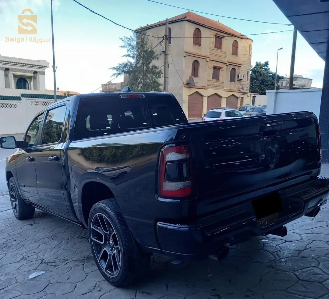 DODGE RAM 1500 Sport🖤5,7L 395ch V8