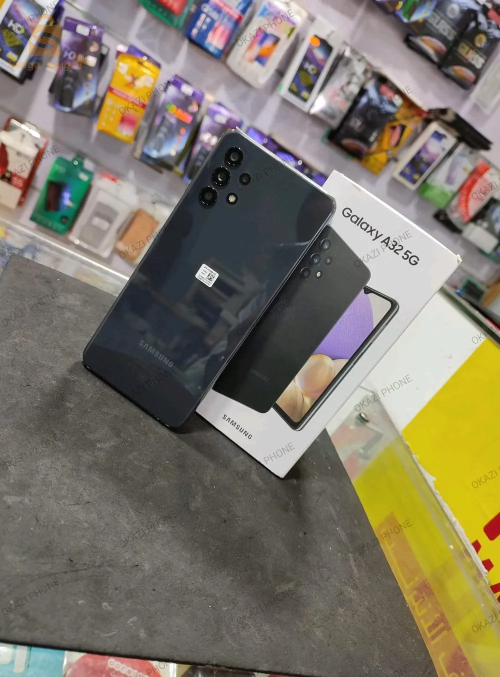 Galaxy A32 5G #Vietnam 
Ram 4 GB