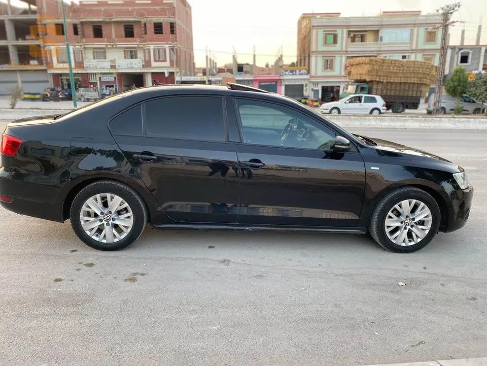 Passat jetta li chari y3yt lmolaha Chari y3yt ani mnripondiiCh f les missage