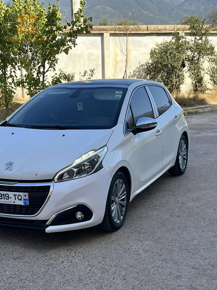 208 Hdi 2019