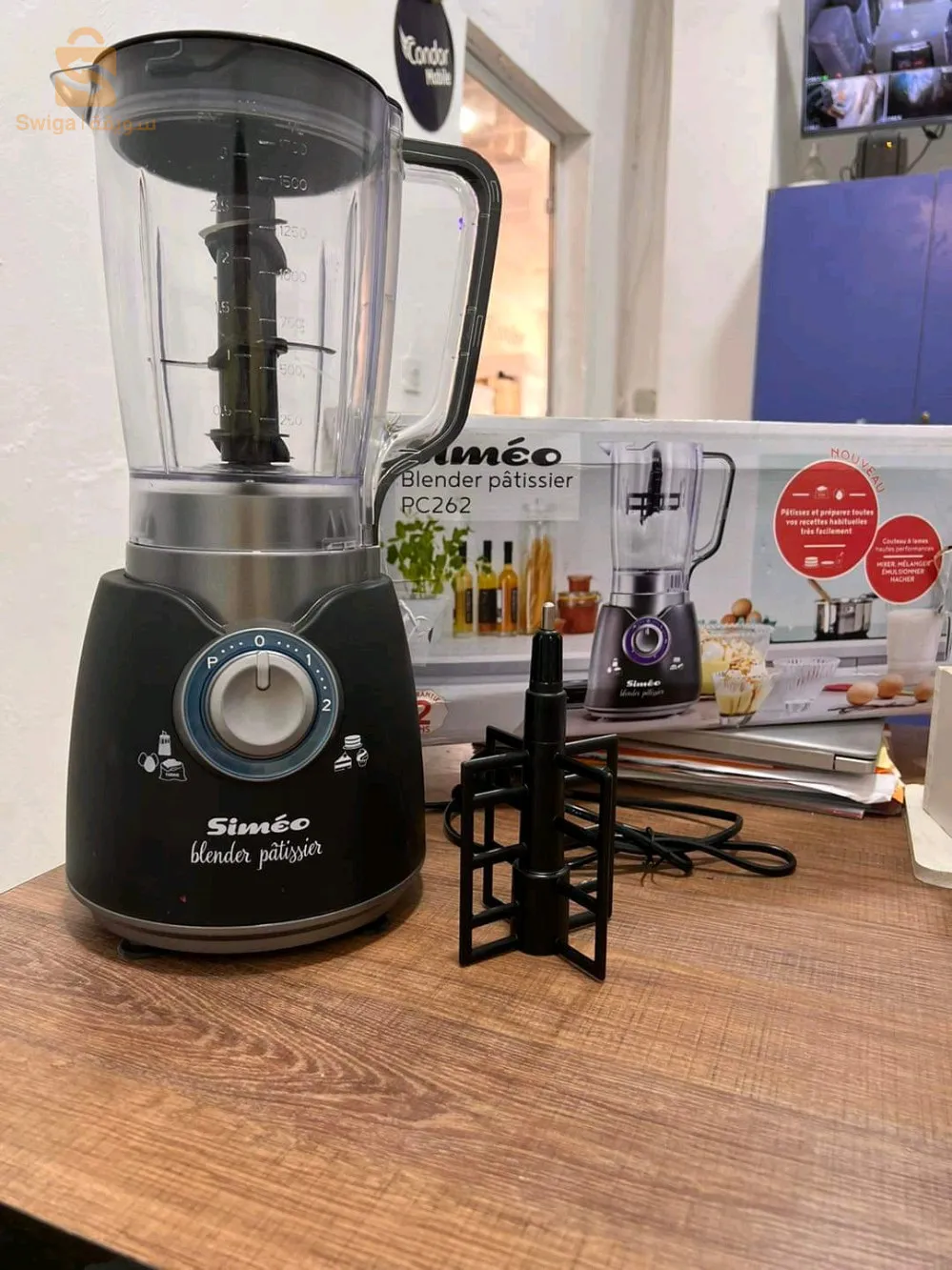 خلاط كهربائي