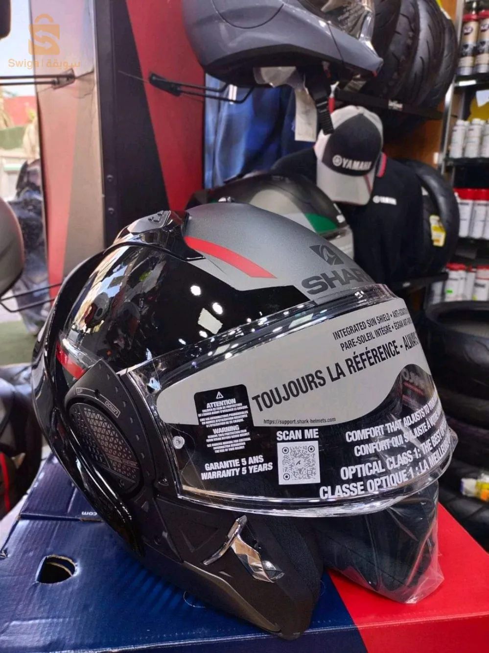 EVO-GT Casque de moto modulable noir | SHARK HELMETS