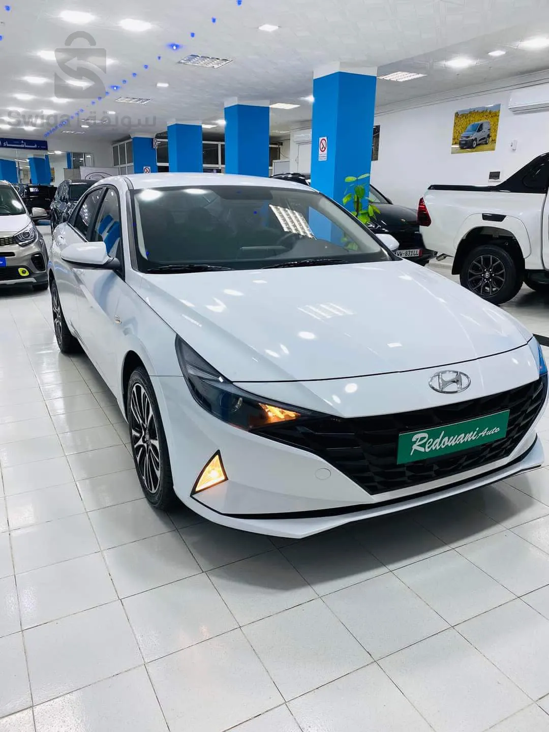 HYUNDAI  ELANTRA 2022