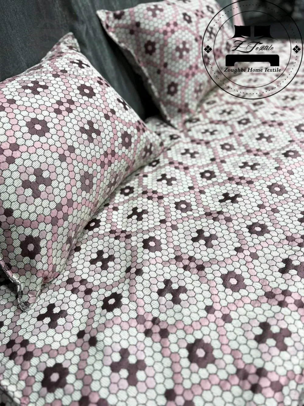 غطاء كانابي + 2 غطاء وسادة