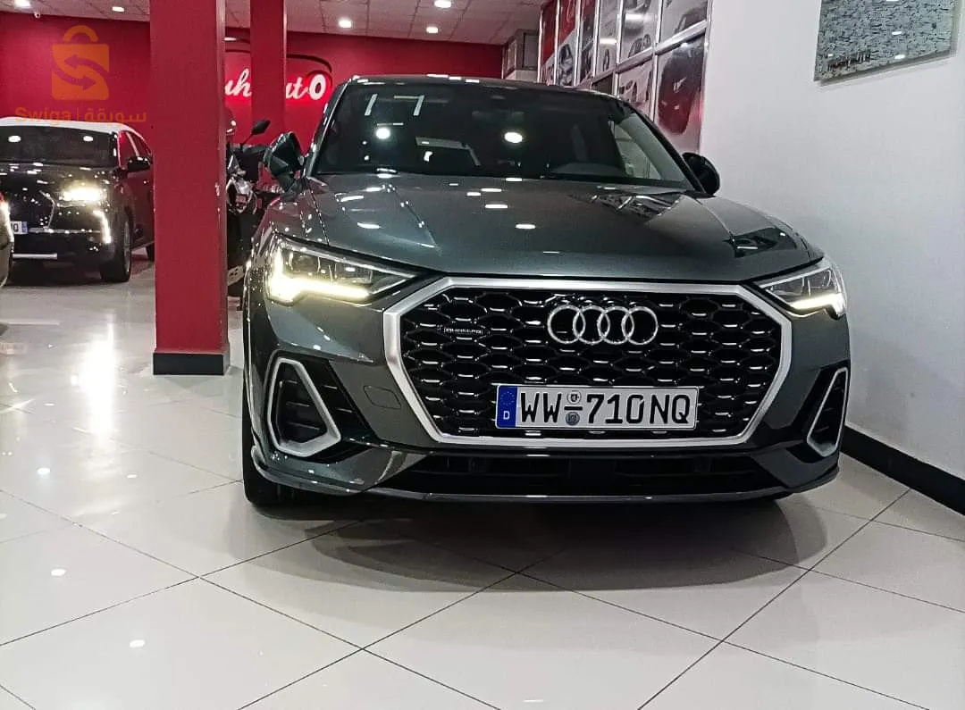 audiQ3