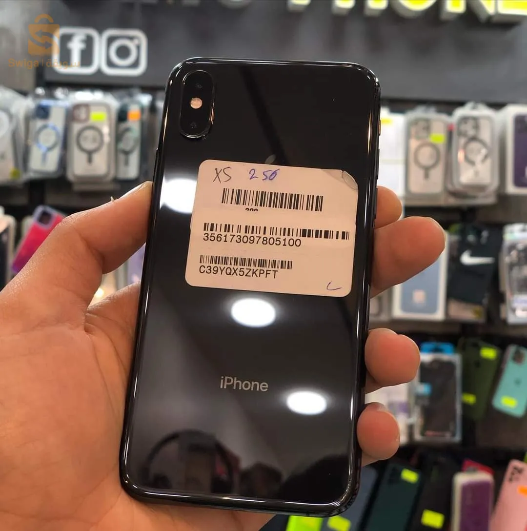 iPhone XS