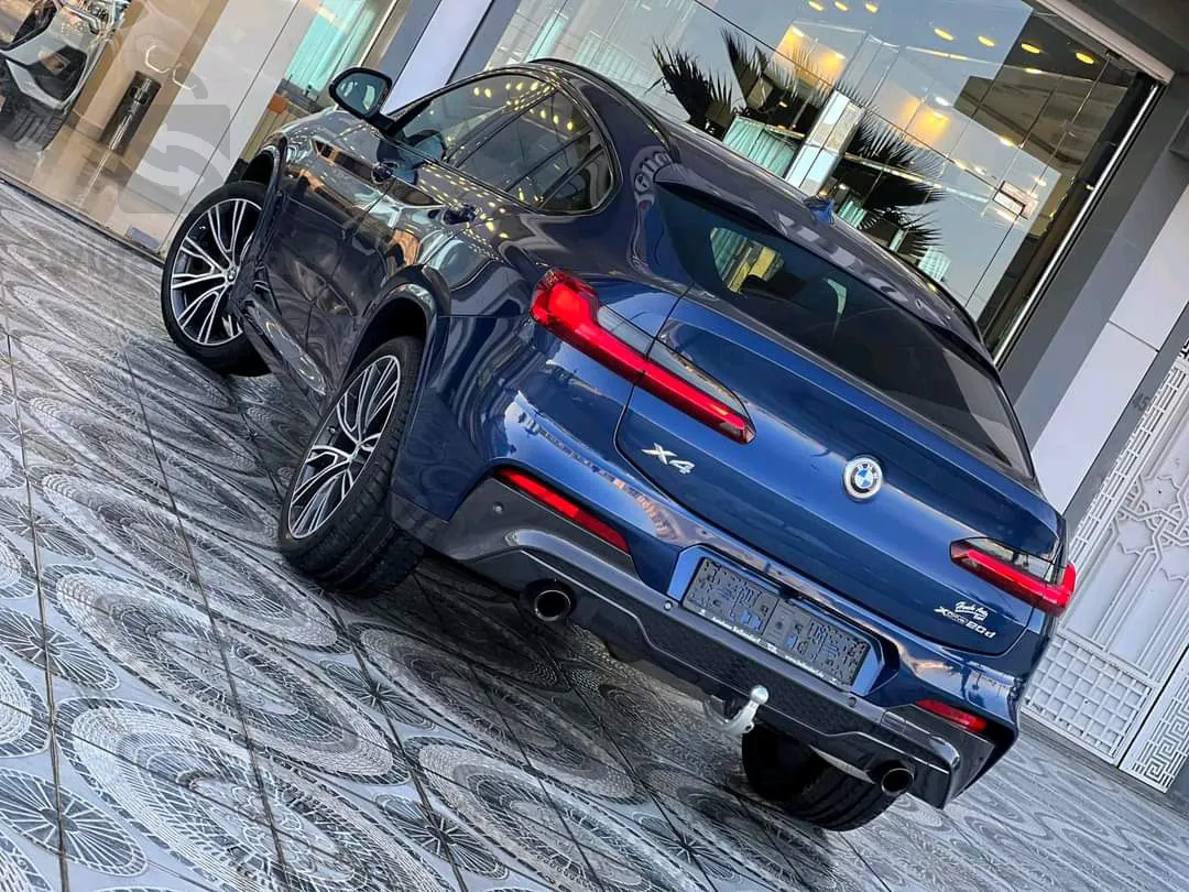 BMW x4 X-drive 20d M-sport