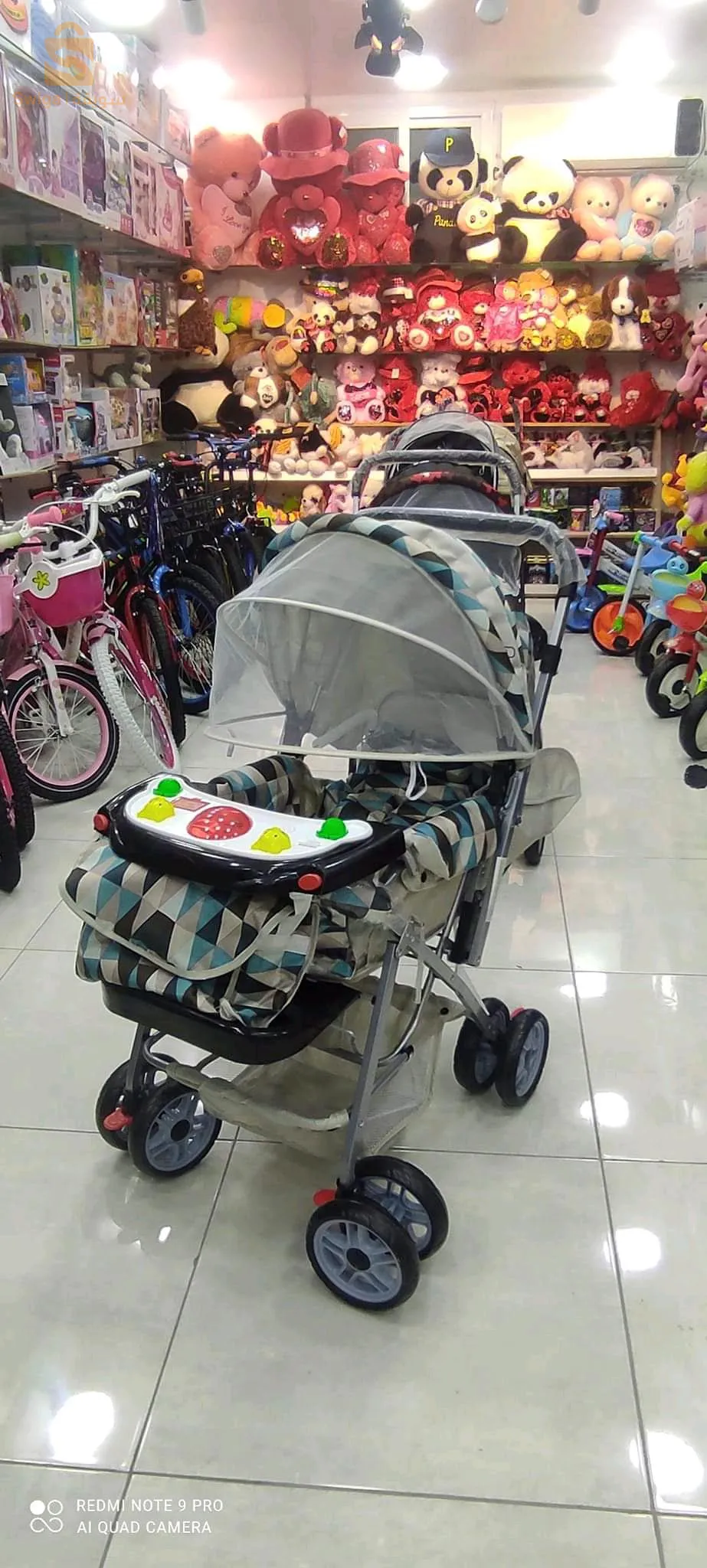 عربة اطفال
