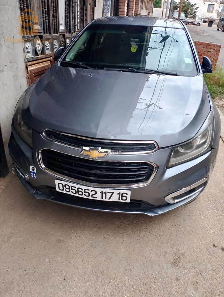 Chevrolet Cruz diesel 2 2 2017 bon prix