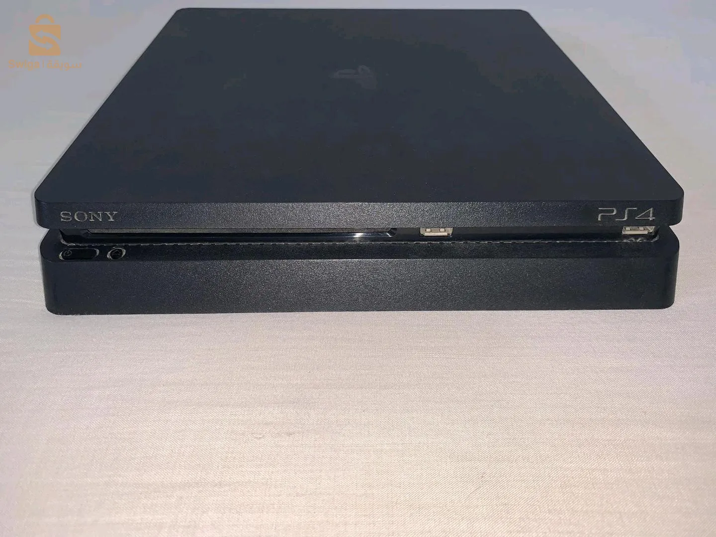 PlayStation 4 slim