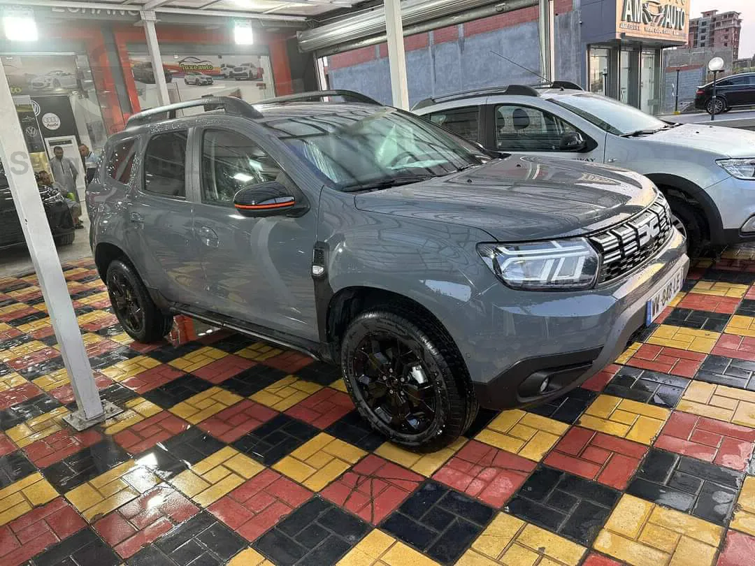 DUSTER