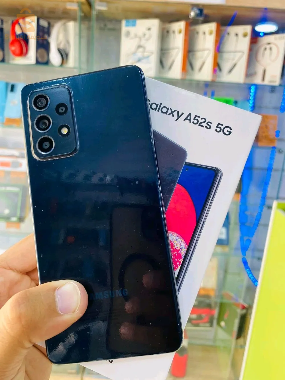 samsung A52s 5G  🥰🥰
مستعمل 10/10 
128/8😍