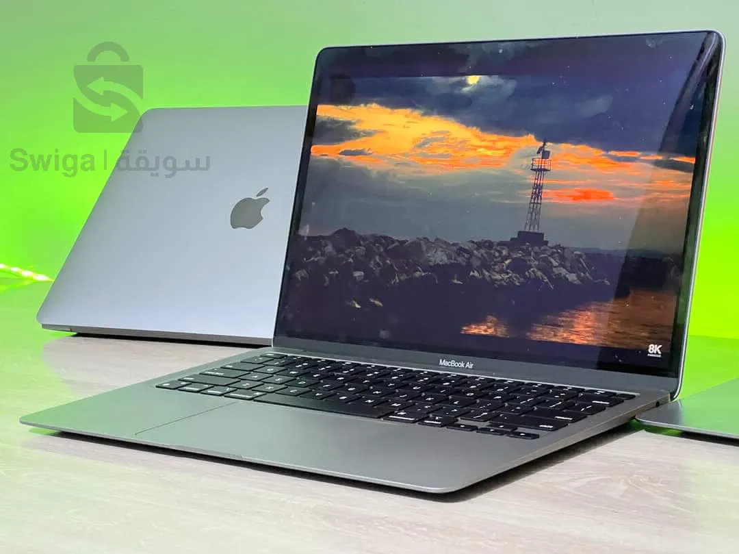 Apple MacBook Air & Pro