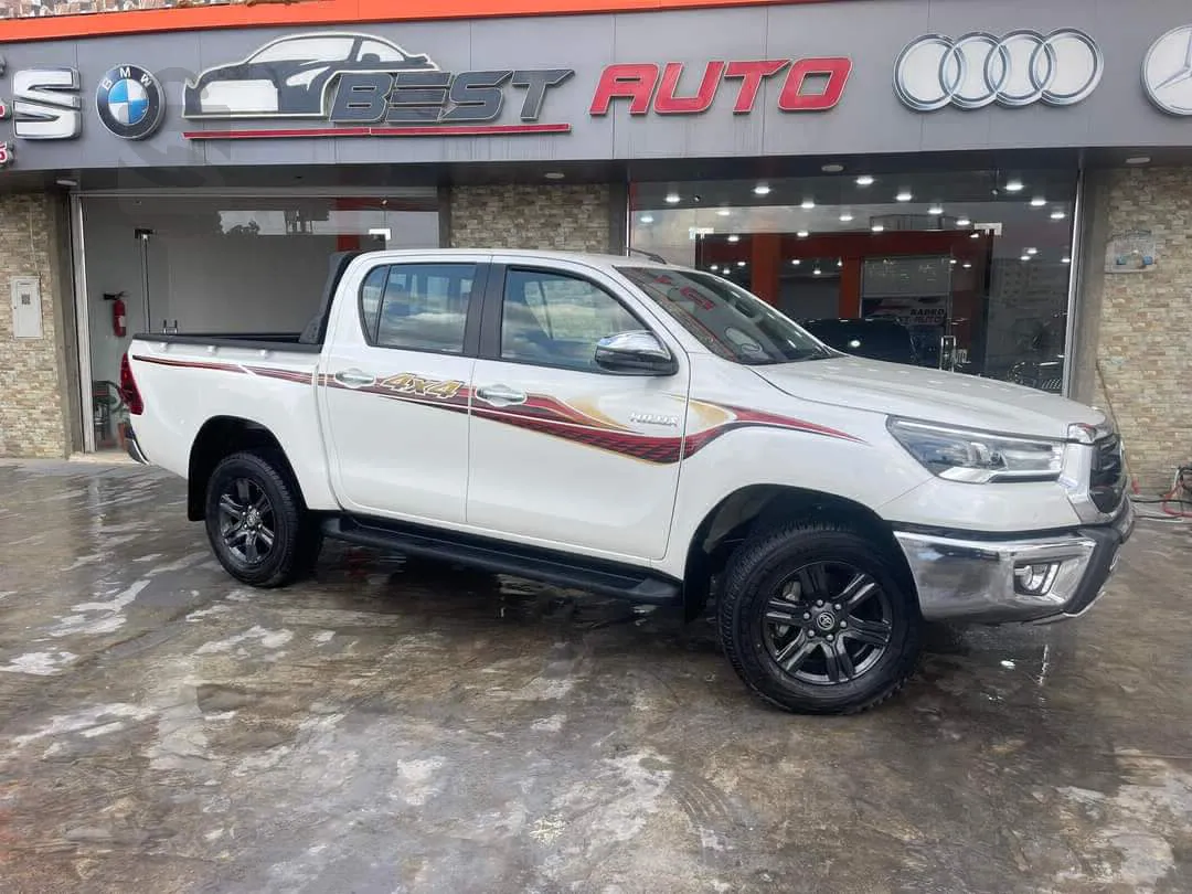 toyota hilux