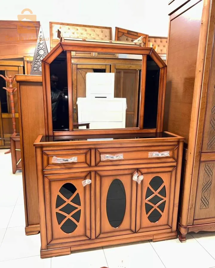 خزانة احذية