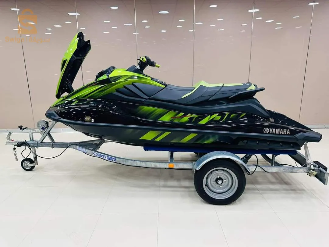 JET SKI    YAMAHA