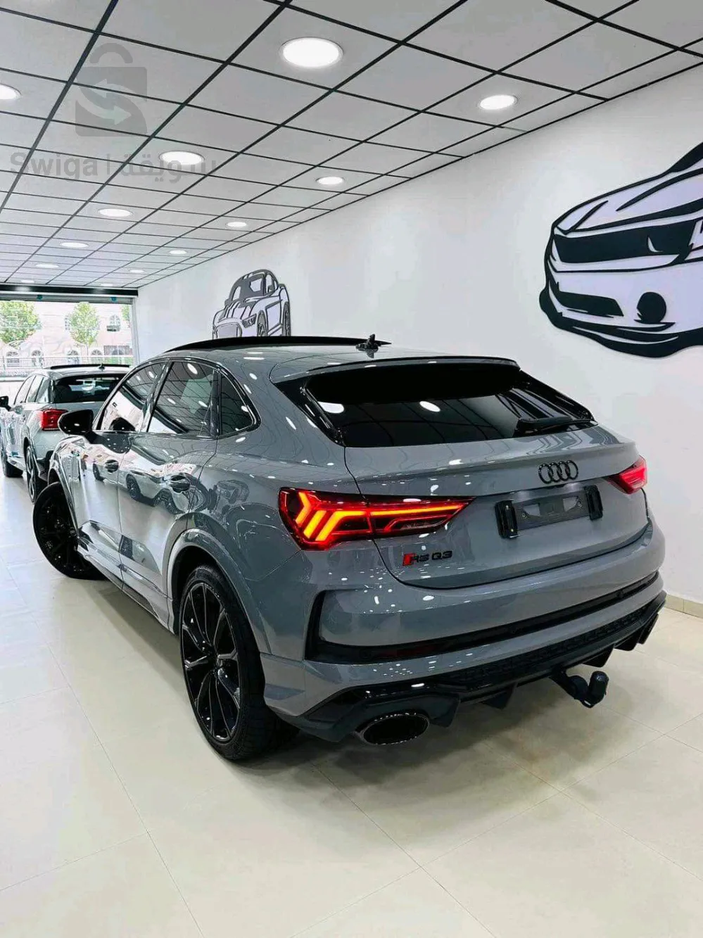 AUDI          RS   Q3