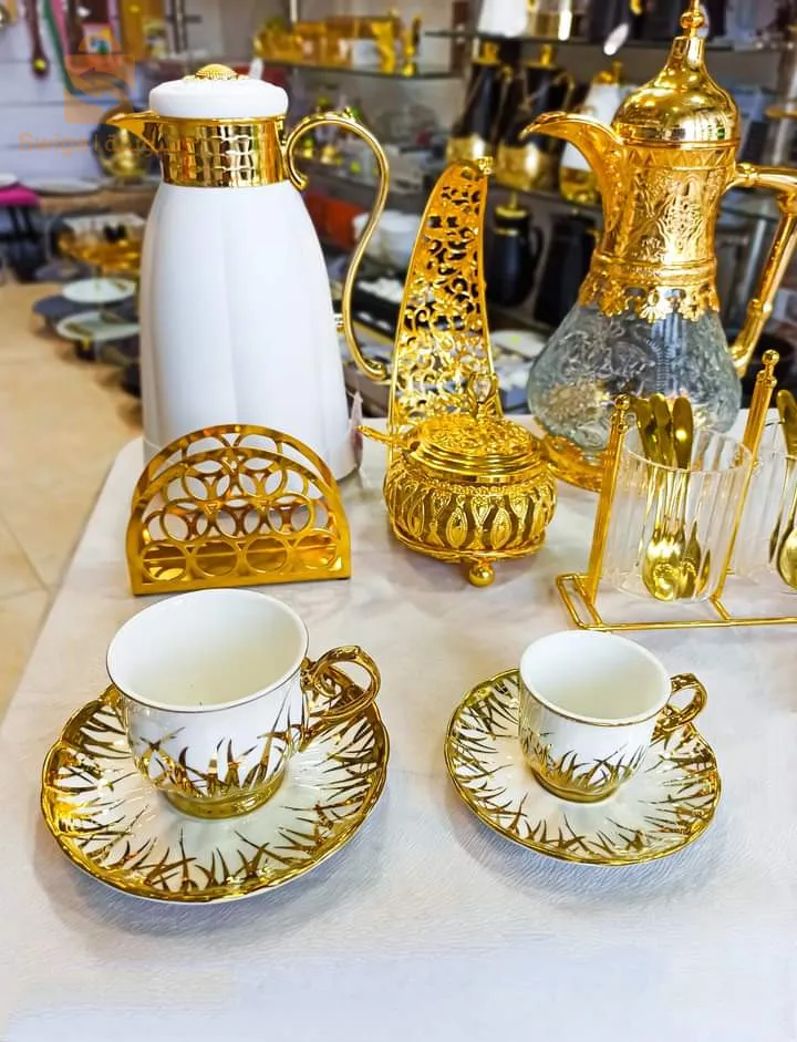 اطقم القهوة والشاي والعصير