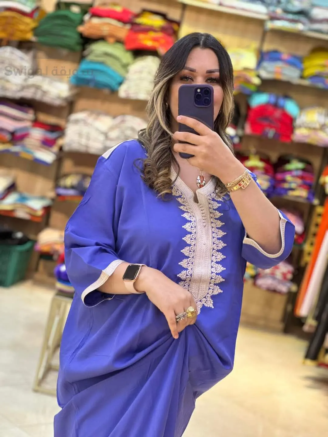 robe monche trois care