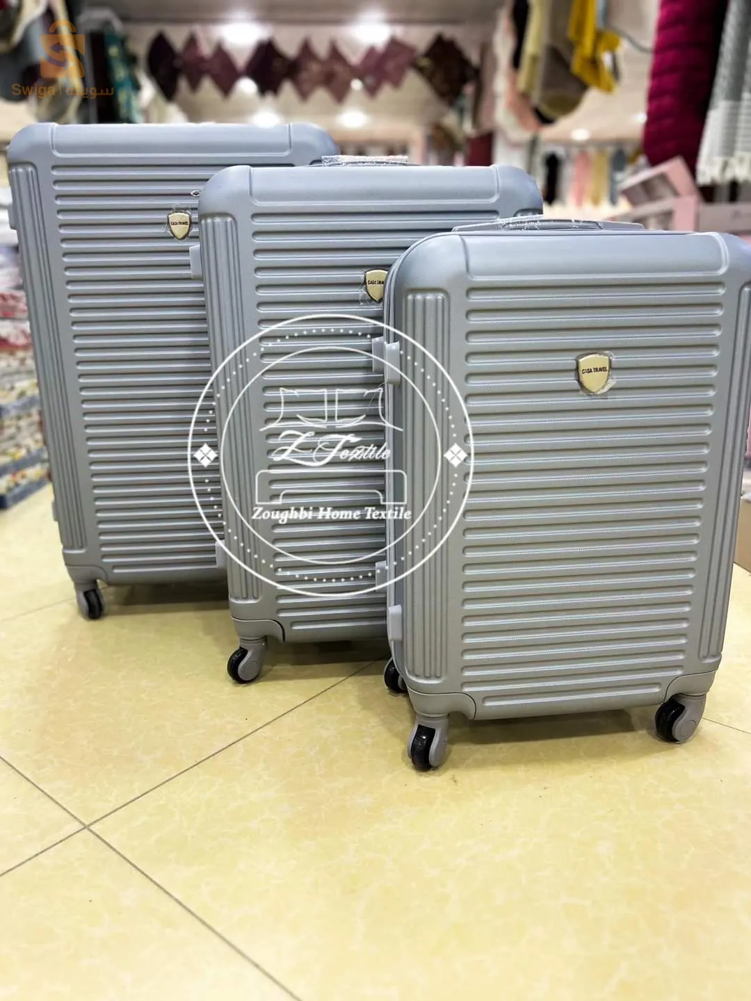 Unbreakable 3-piece suitcase