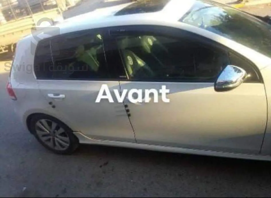 تركيب زجاج خلفي منحرف لجولف 6