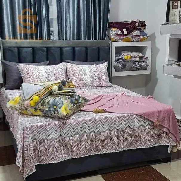 قطع غطاء سرير