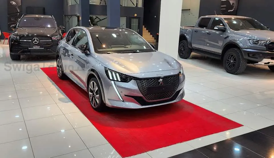 Peugeot 208 2023 GT