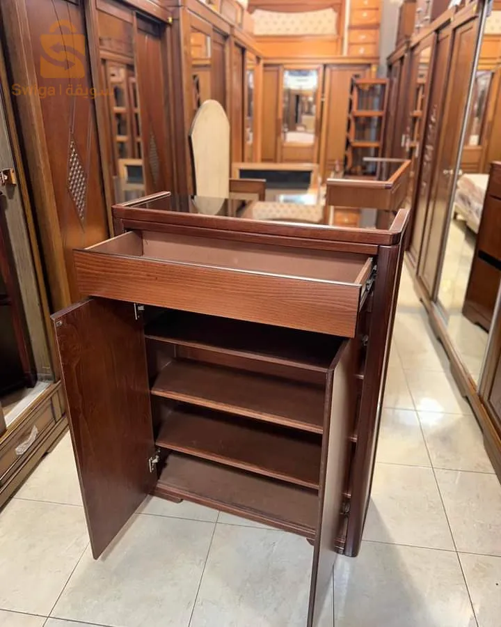 خزانة الاحذية