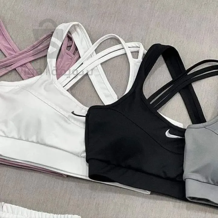 ملابس رياضية