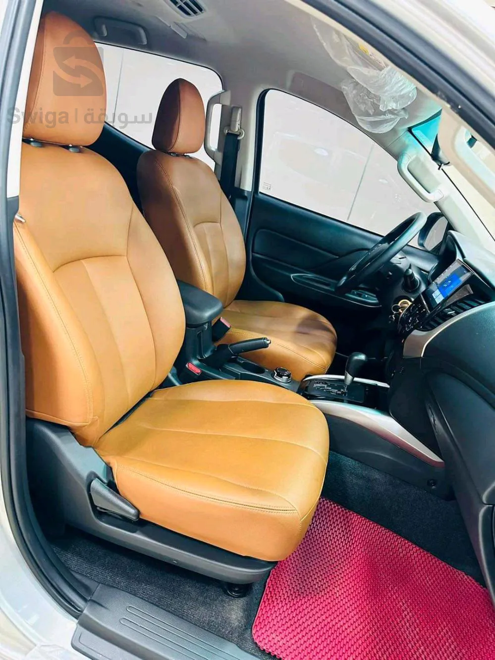 MITSUBISHI         L  200