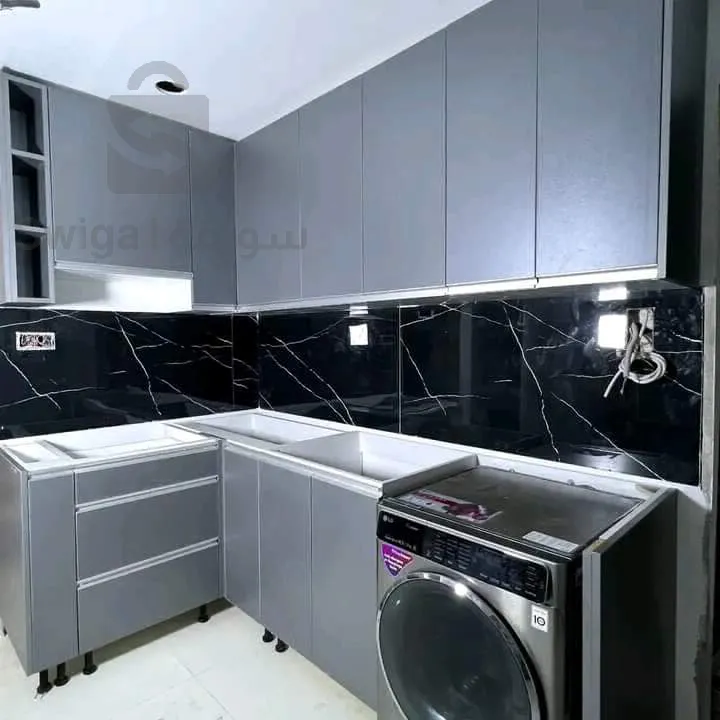 Cuisines et armoires modernes