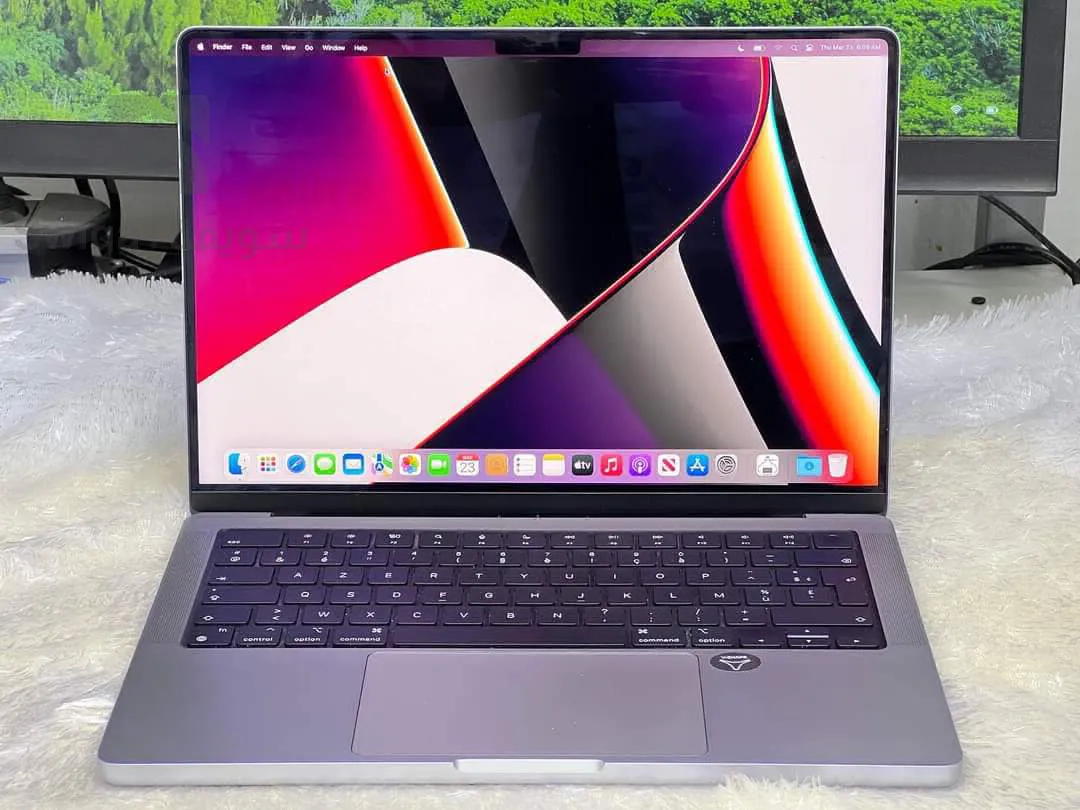 MACBOOK PRO 2021