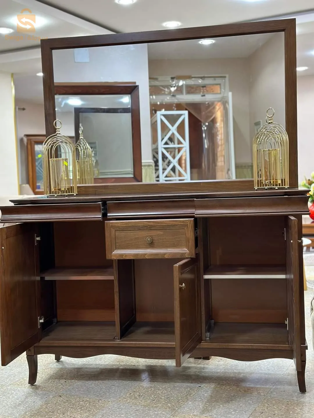 خزانة جانبية