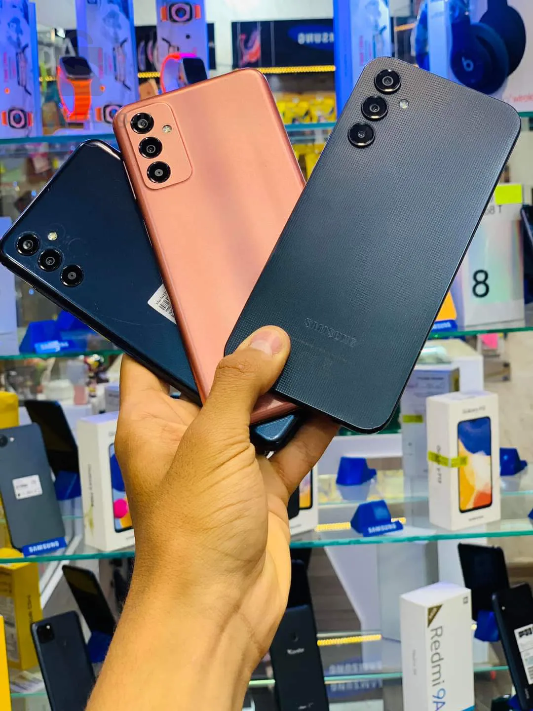 SAMSUNG m13