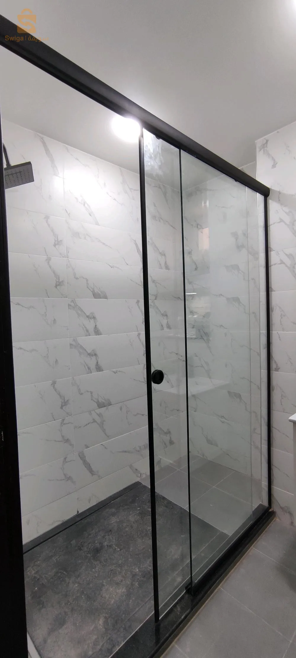 façade envers trempé