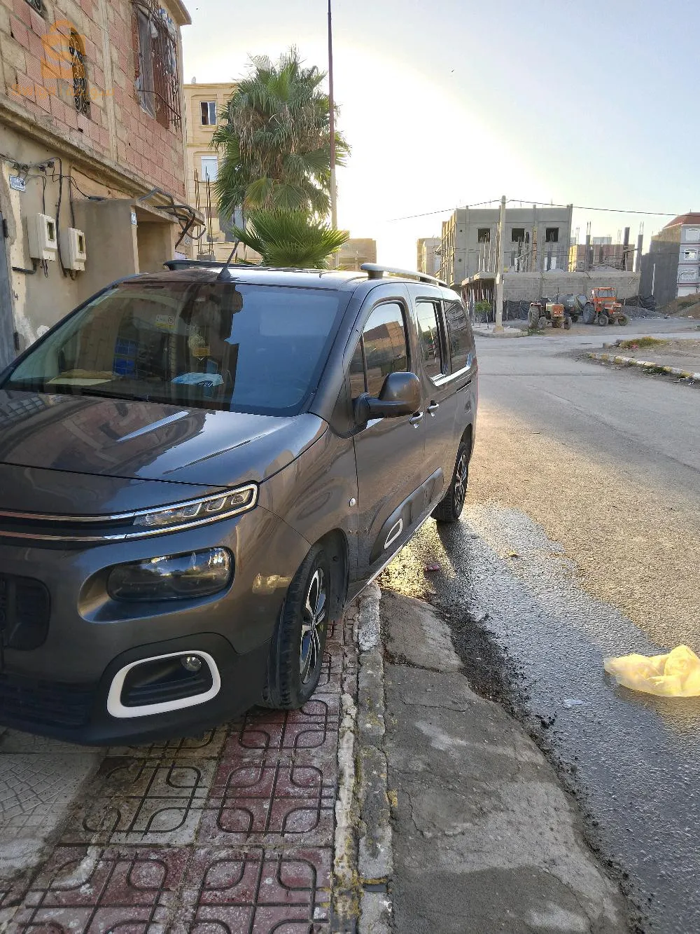 Barlango car 2019, very clean, 0 returns