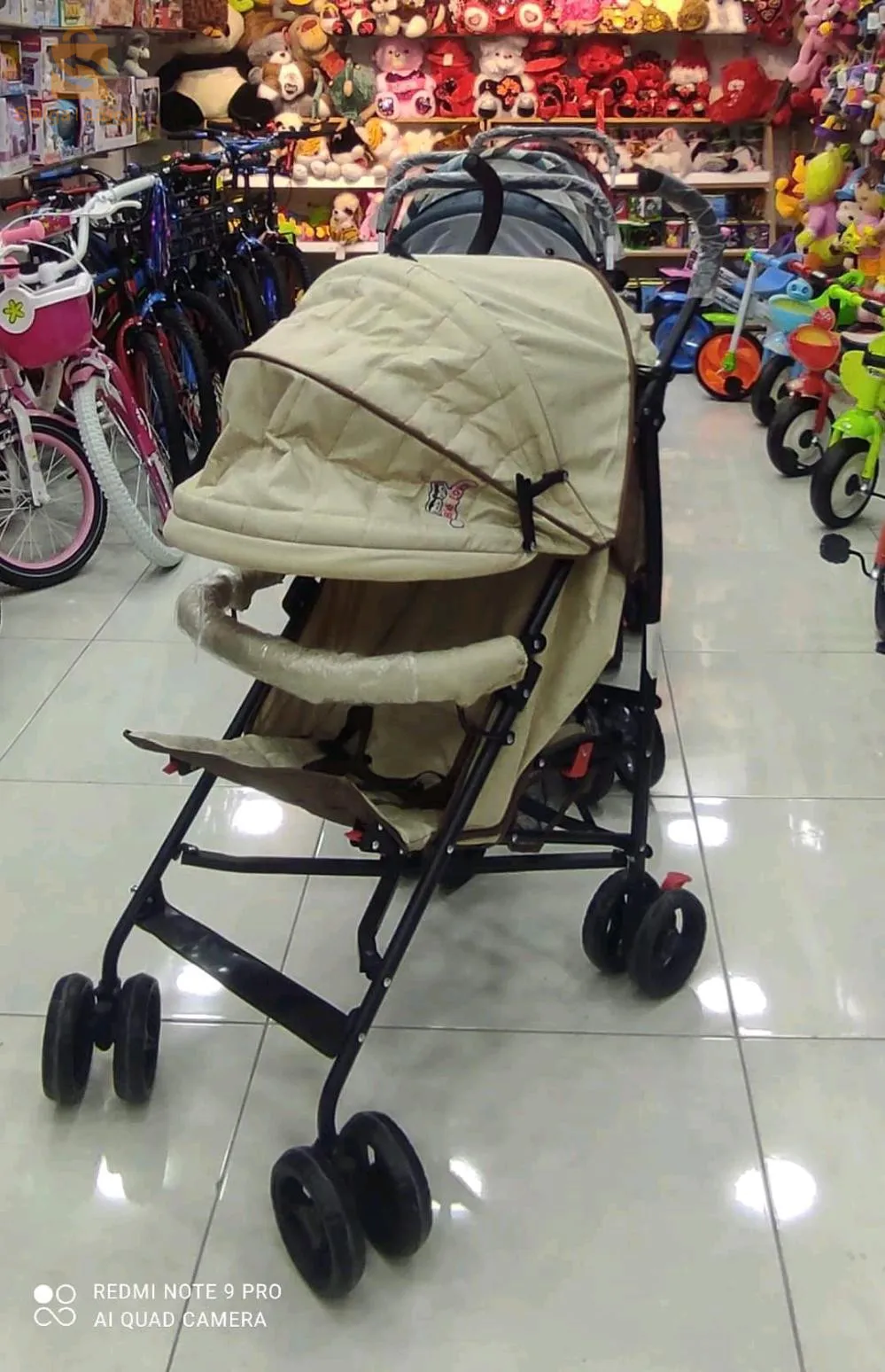عربة اطفال