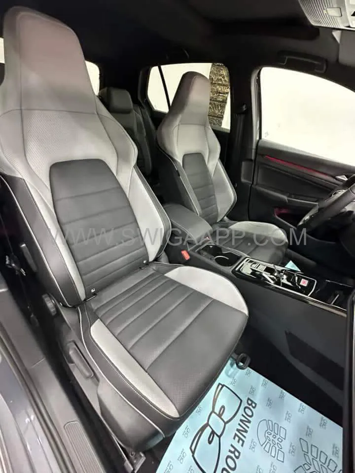 GOLF GTD 2.0 TDI.  200CH