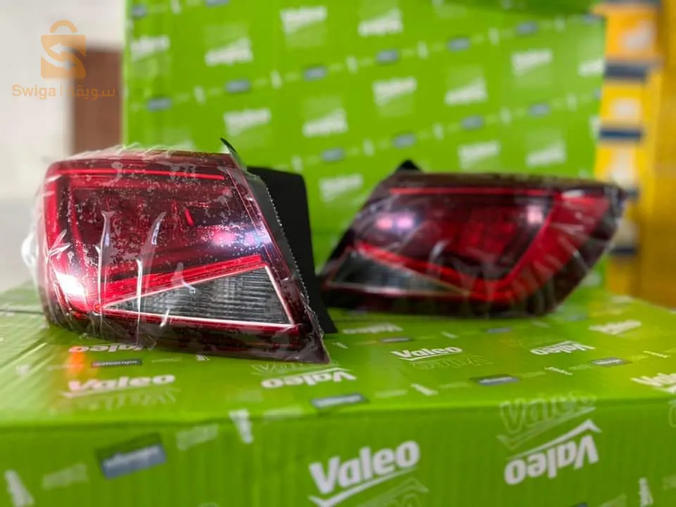 مصباح خلفي ليون