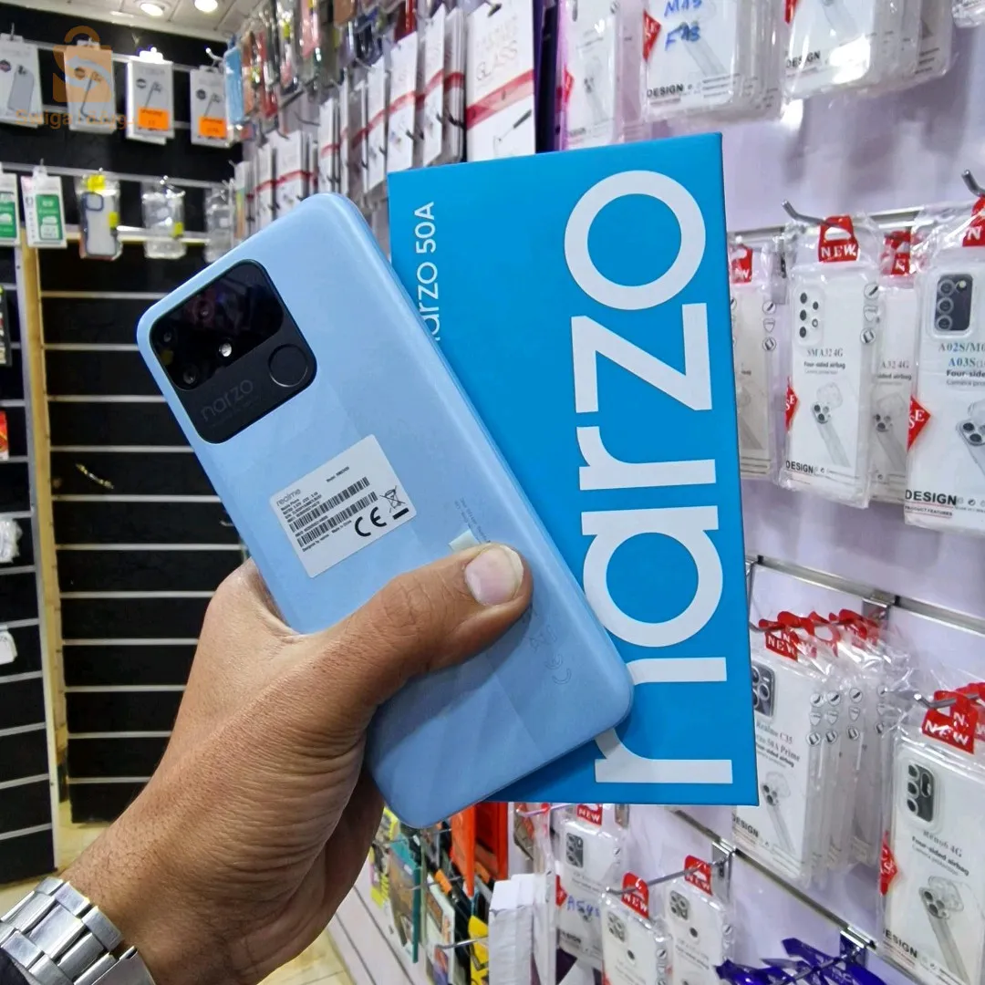 Realme nazro 50A