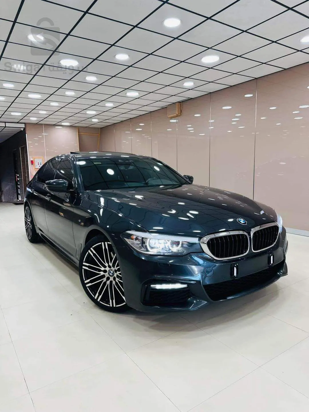 BMW        520d