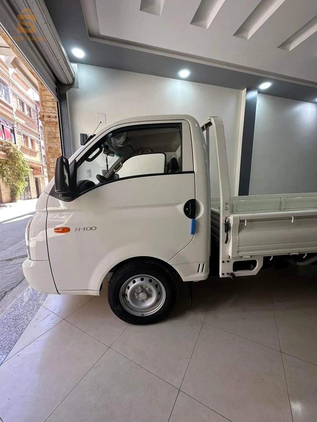 Hyundai h 100